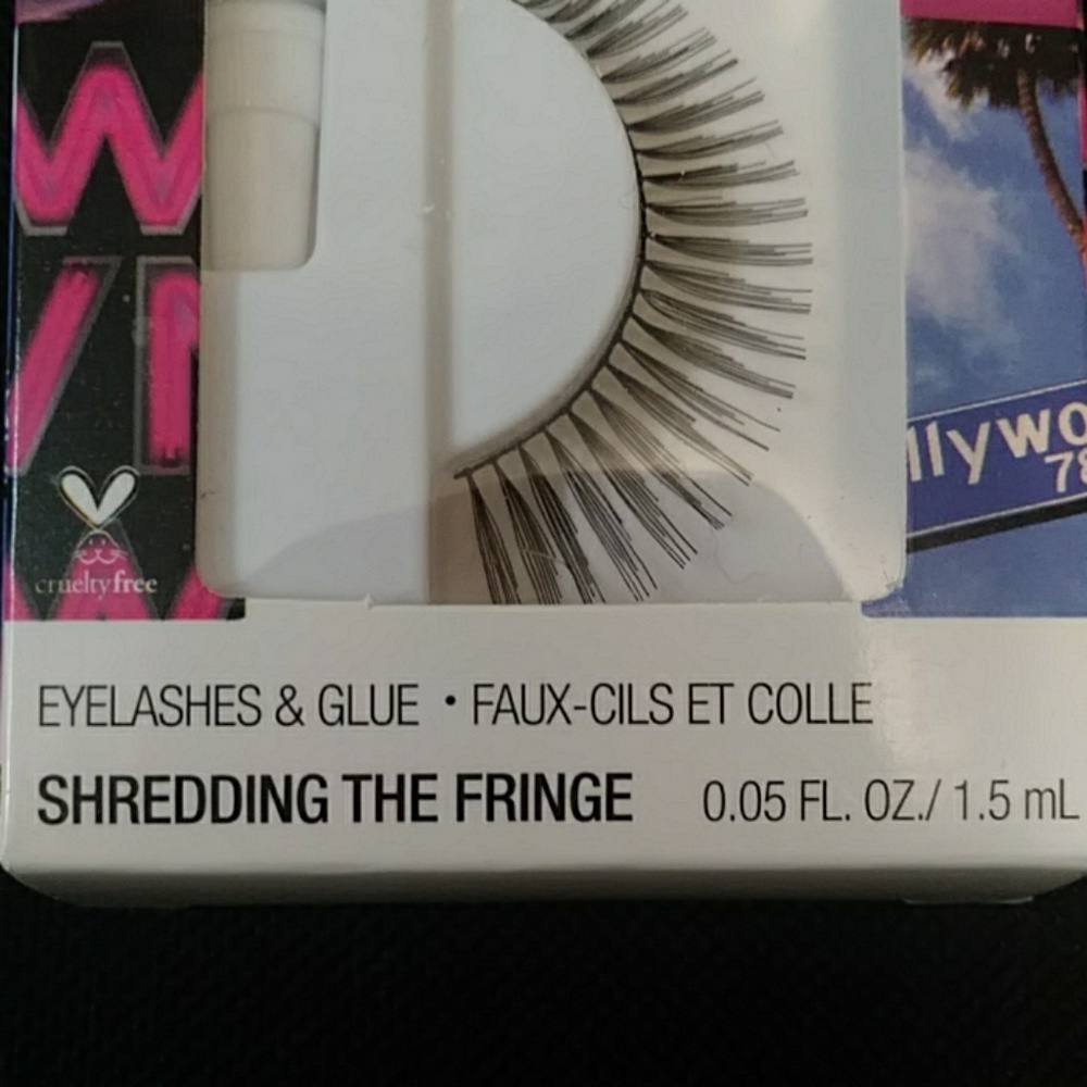 Eyelashes w glue - Picture 2 of 3